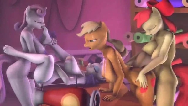 BlackJrXIII - Sweetie Belle and Apple Bloom Fuck Their Sisters [Extended Cut] [My Young Pony (MLP)]