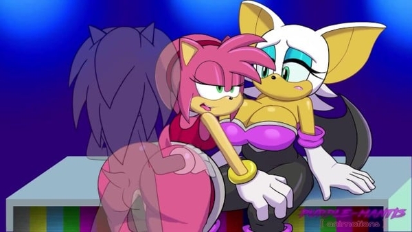 Rouge The Bat Watches Amy Rose Get Plowed [Furry, Sonic]