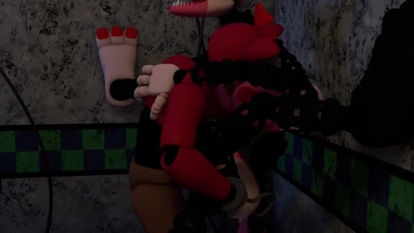 Mangle Finds Foxy Alone And Aroused [FNAF]